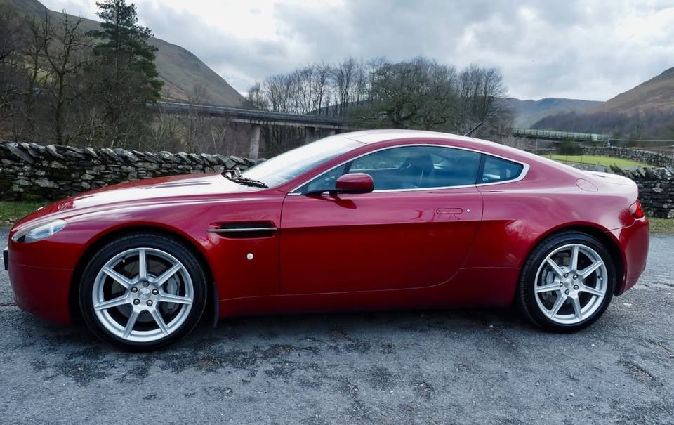 2006 Aston Martin vantage v8